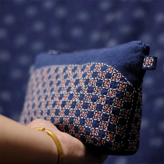 All-in-one Sashiko bag sewing kit; complete beginner's set for making a Chinese-style tote or crossbody bag.