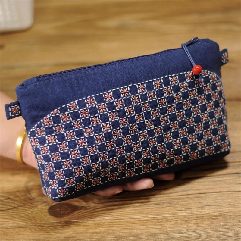 All-in-one Sashiko bag sewing kit; complete beginner's set for making a Chinese-style tote or crossbody bag.