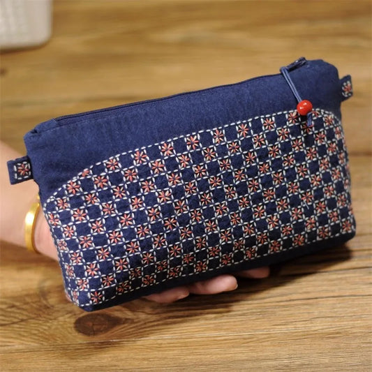 All-in-one Sashiko bag sewing kit; complete beginner's set for making a Chinese-style tote or crossbody bag.